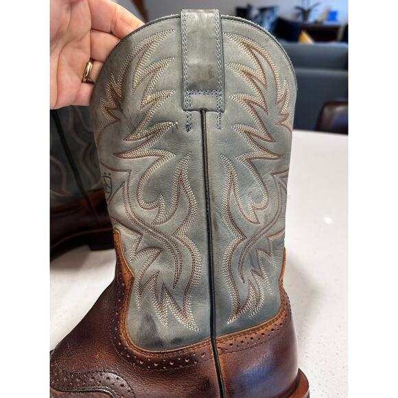 Ariat Men's 8EE Wide Heritage Crepe Leather Western Boot in Blue - Picture 3 of 11